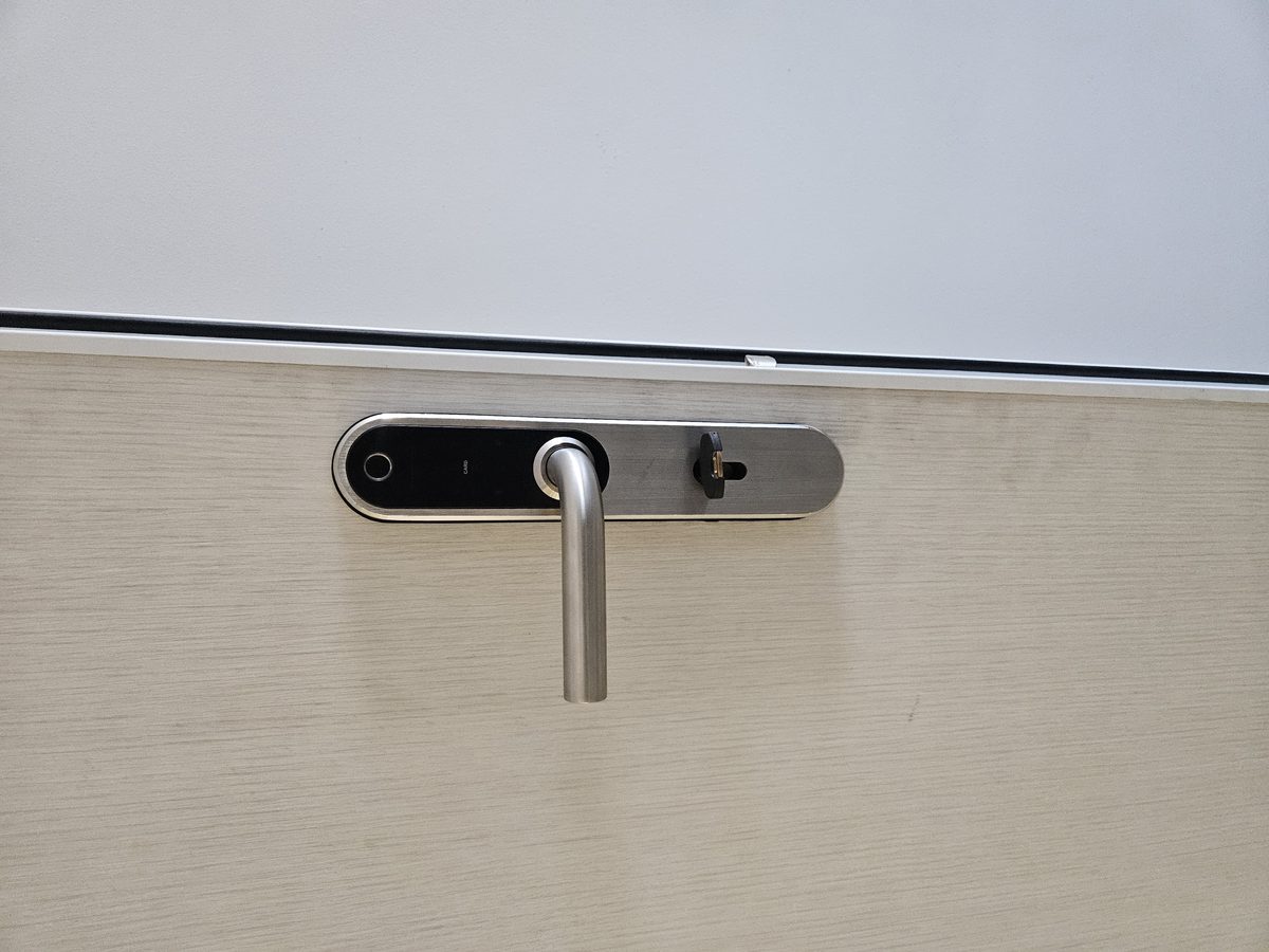 TTlock H61B — Airbnb A17 Пловдив
